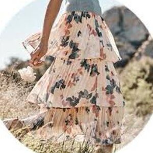 Floral Tiered Pleated Floral Skirt | Plus size Skirt | Ryegrass Skirt size 1X